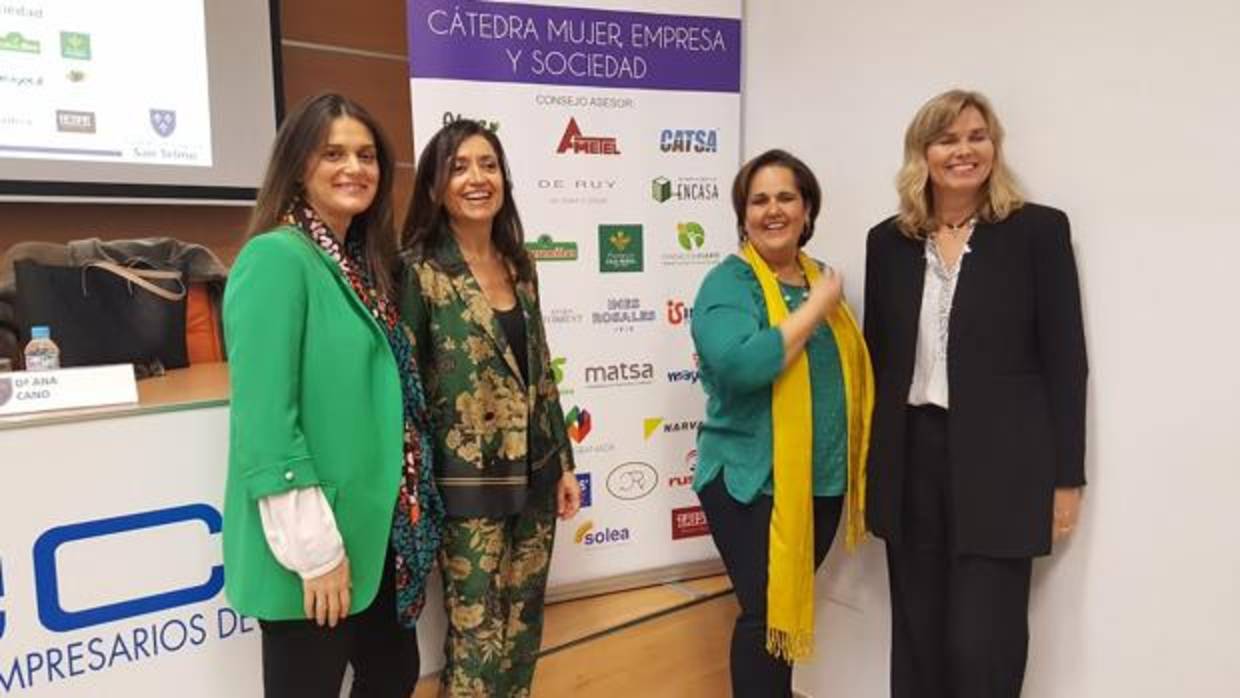 cátedra mujer